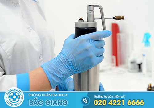 Điều trị sùi mào gà bằng nitơ lỏng Dứt Điểm được không